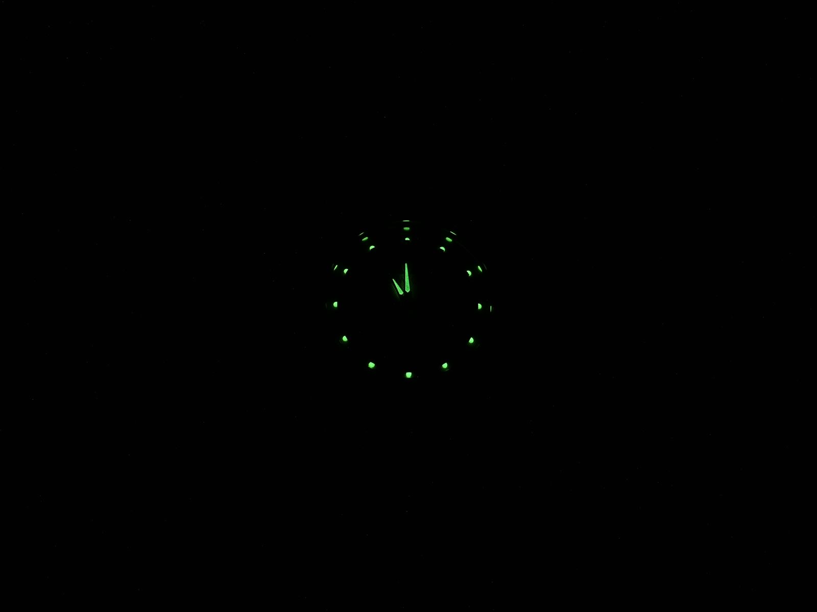 Omega Constellation 1362.10.00 night time luminosity