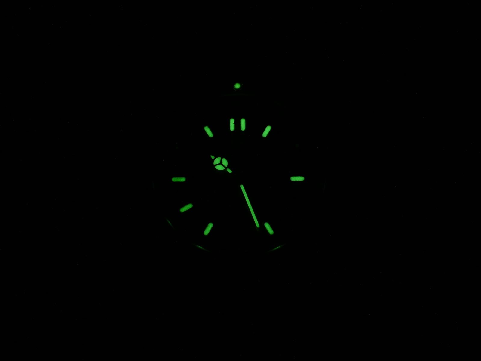 TAG Heuer SEL Chronograph CG1110-0 night time luminosity