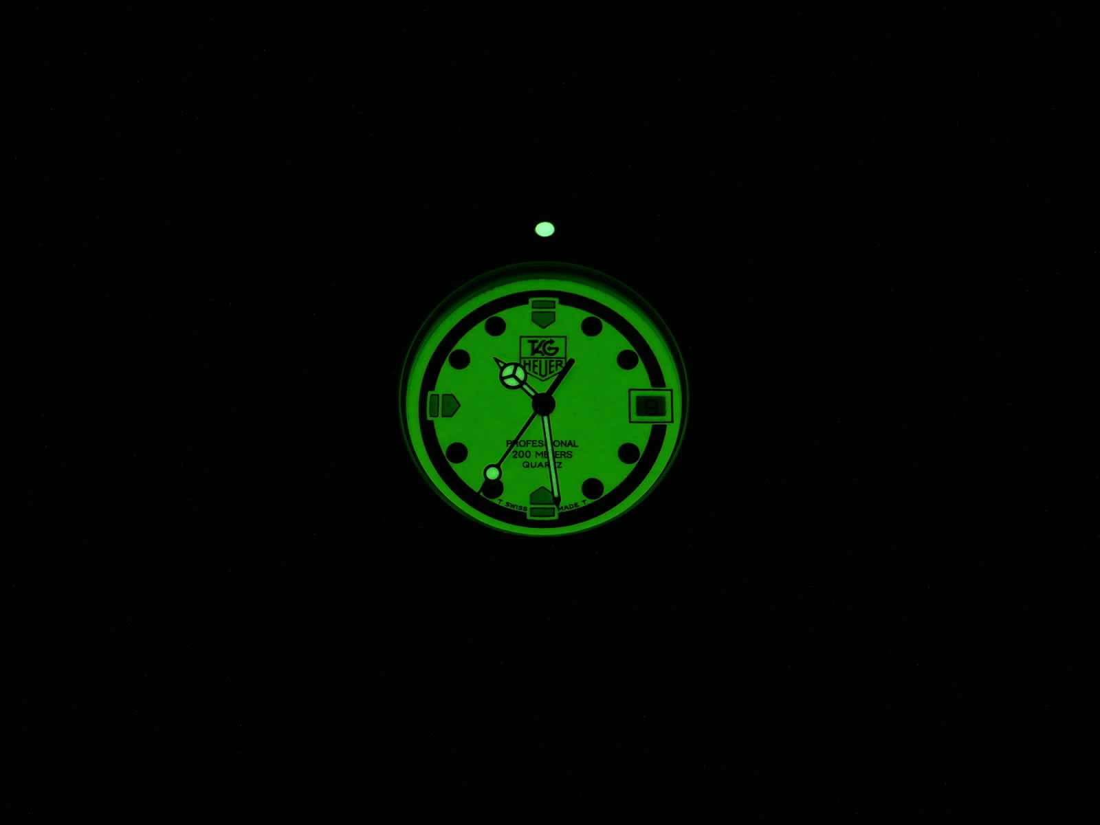 TAG Heuer Formula 1Night Time Luminous Dial WA1211