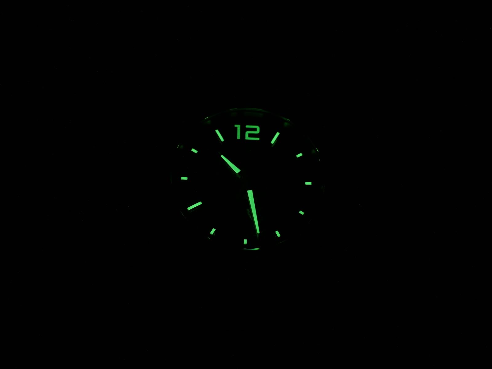 TAG Heuer Formula 1 CAZ1112.FC8188 night time luminosity
