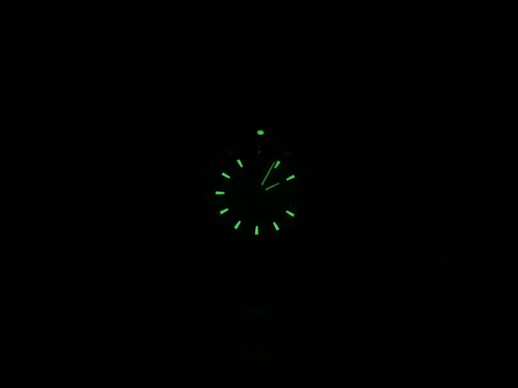 TAG Heuer Aquaracer WAF1414.BA0812 night time luminosity