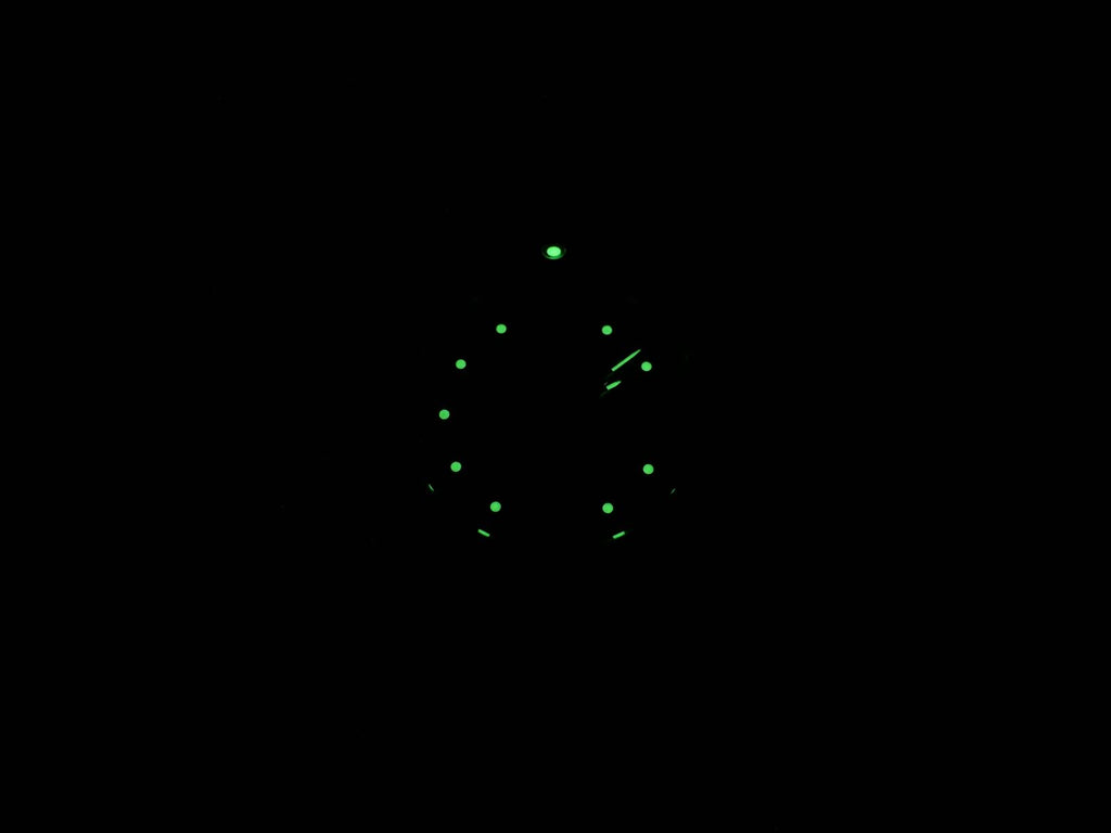 TAG Heuer Kirium WL111G.BA0701 night time luminosity
