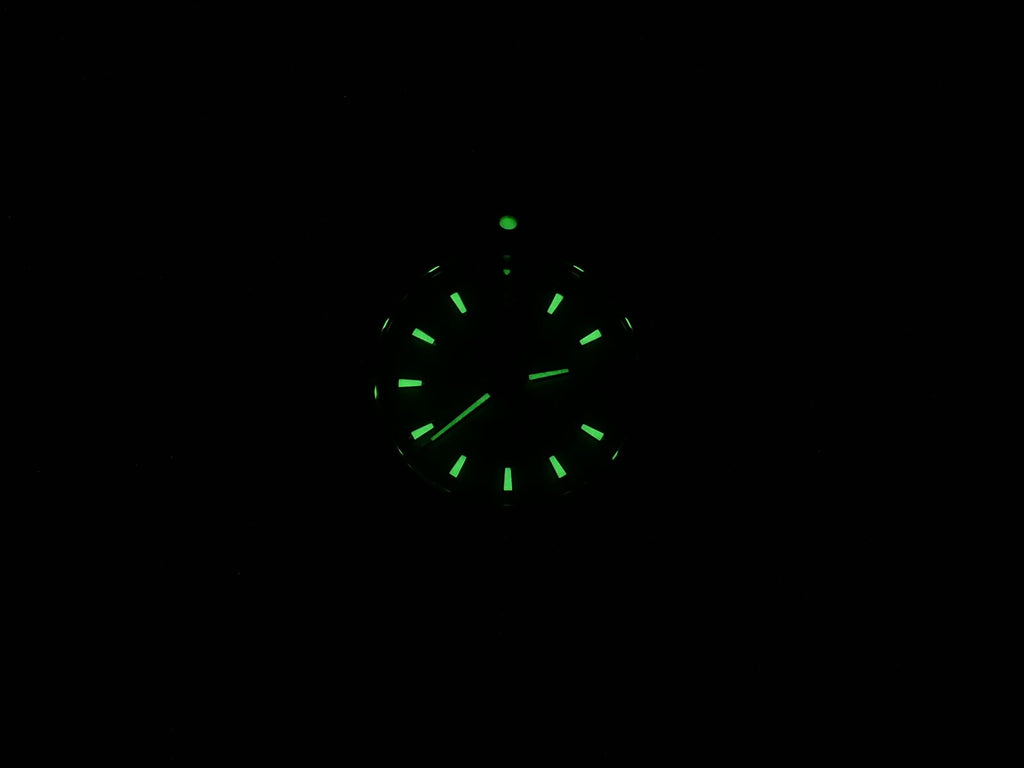 TAG Heuer Aquaracer WAF1414.BA0812 night time luminosity
