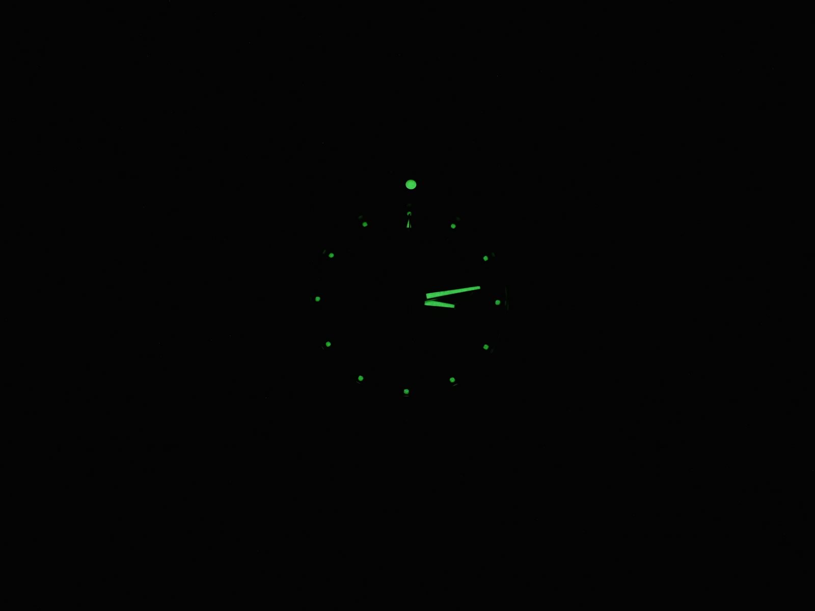 TAG Heuer Link CJ1112.BA0576 night time luminosity