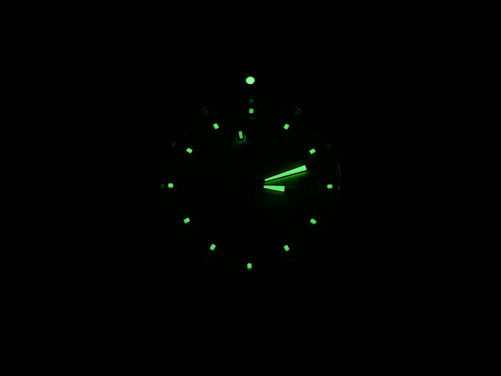 TAG Heuer Link WT1112.BA0550 night time luminosity