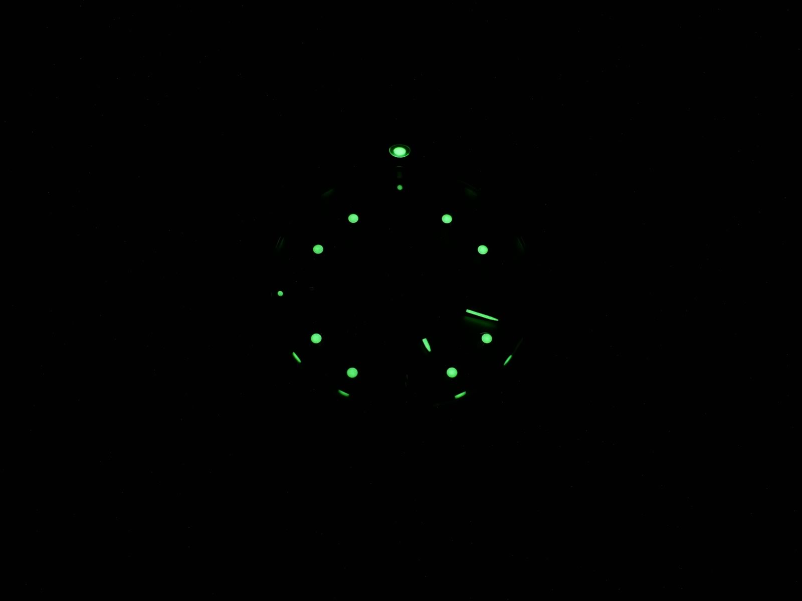 TAG Heuer Kirium WL1111.BA0700 night time luminosity