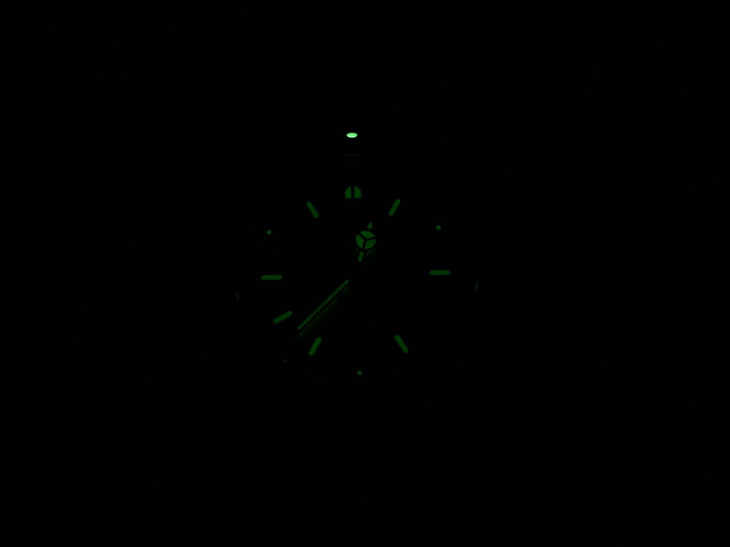TAG Heuer 6000 CH1118 night time luminosity