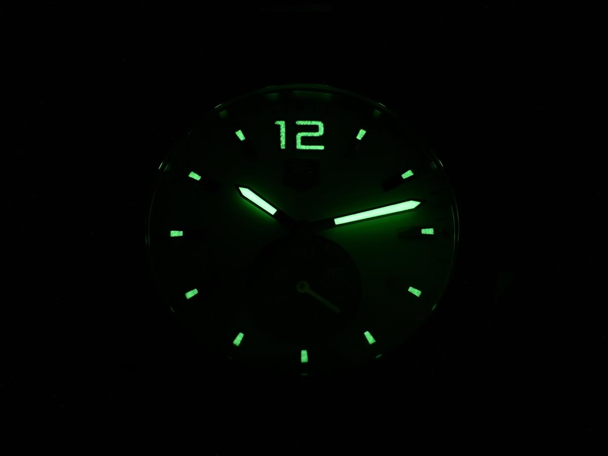 TAG Heuer Formula 1 White WAU1111.BA0858 night time luminosity