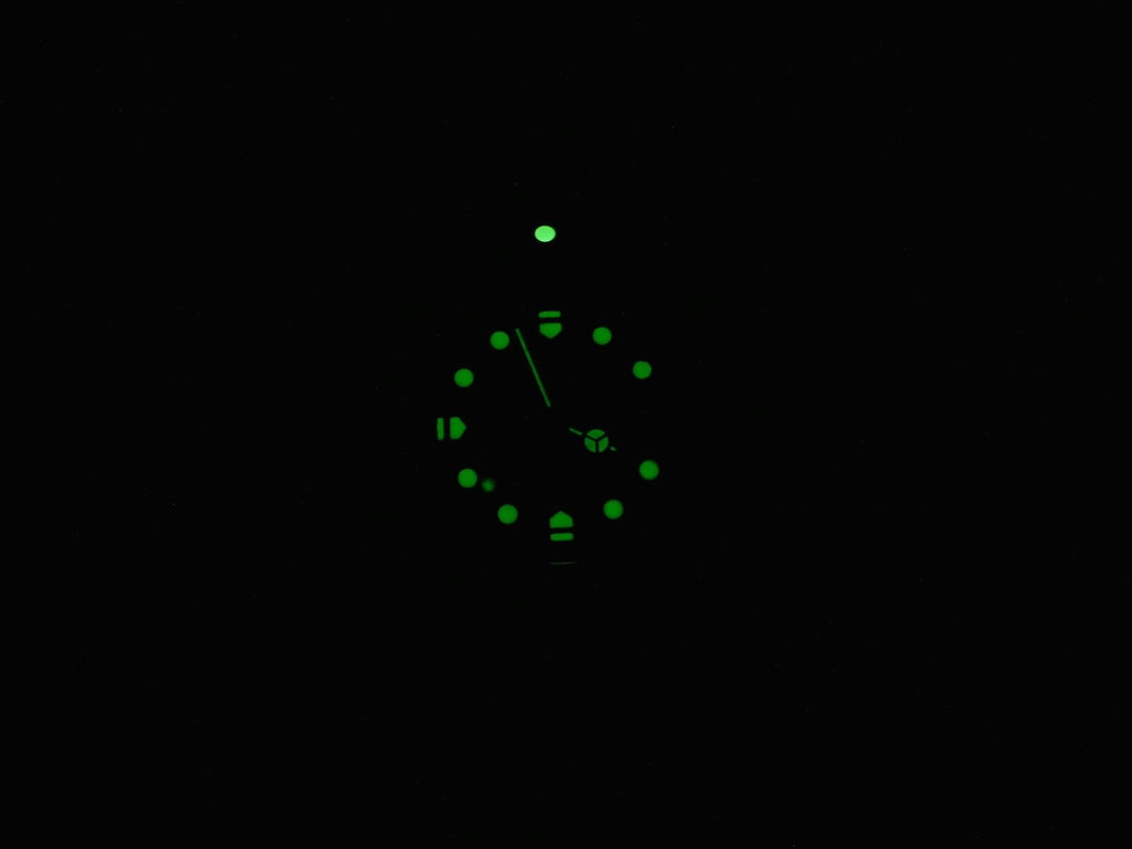 TAG Heuer Formula 1 376.513 night time luminosity