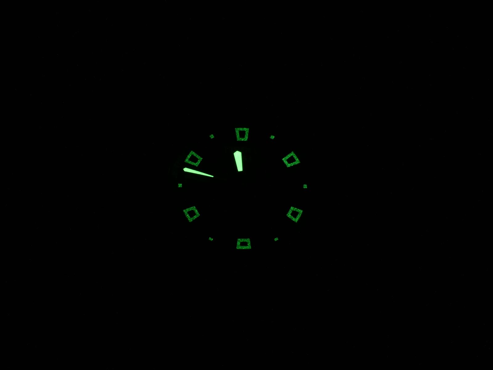 Tissot T-Touch Z252/352 night time luminosity