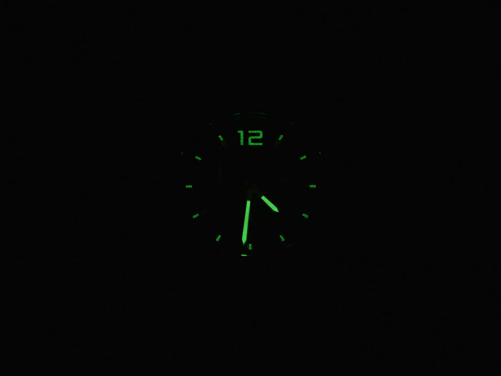 TAG Heuer Formula 1 CAU1112 night time luminosity