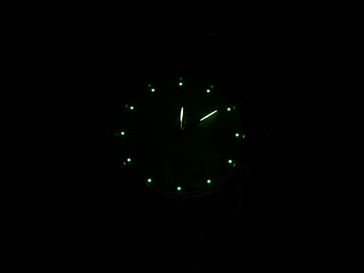 Raymond Weil Tango White Dial 5590-STP-30001 night time luminosity
