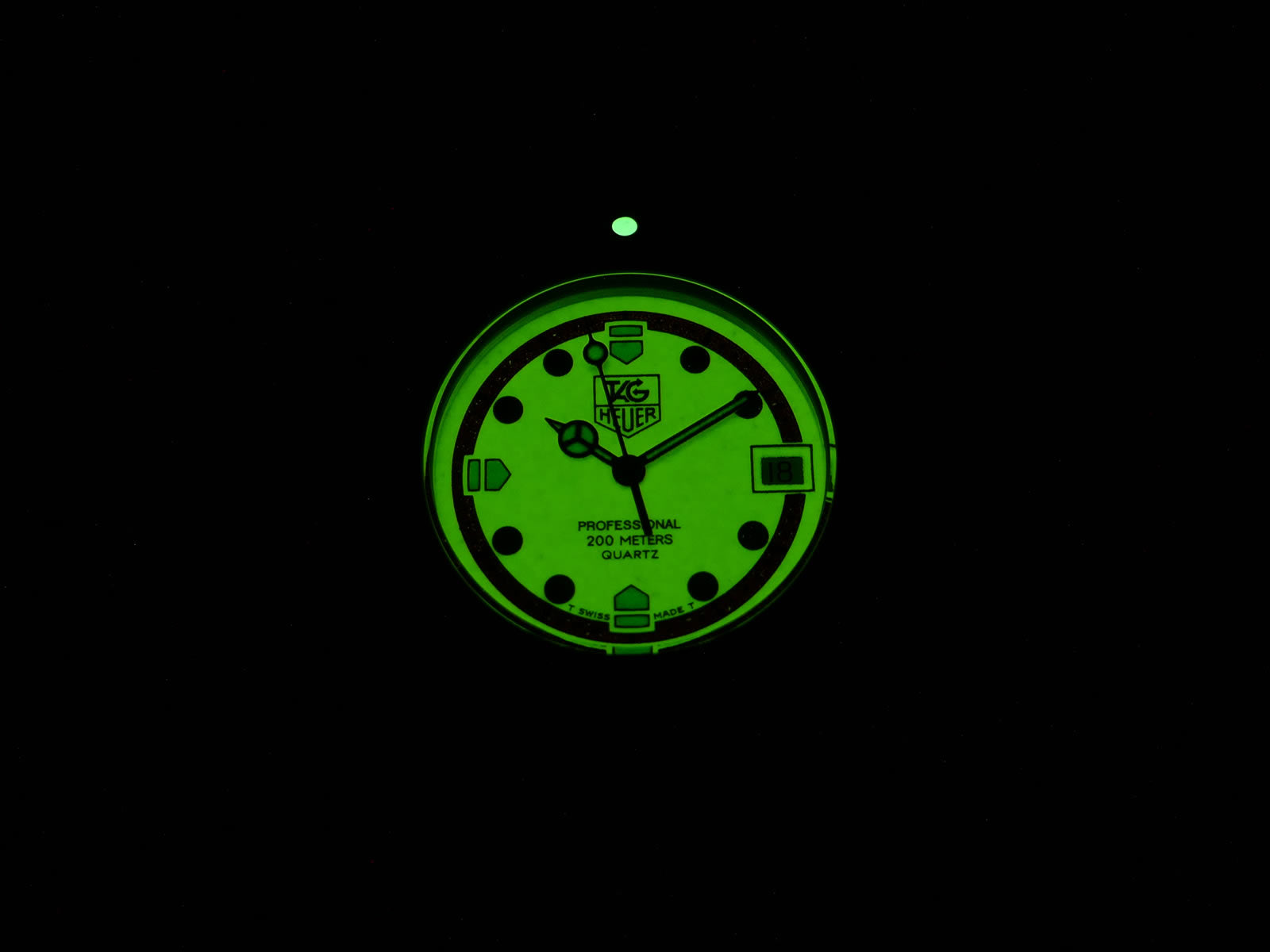 TAG Heuer Formula 1 Luminous Dial WA1211