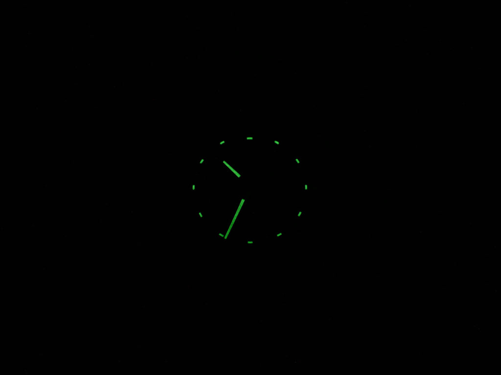 TAG Heuer Link Calibre S CJF7110 night time luminosity