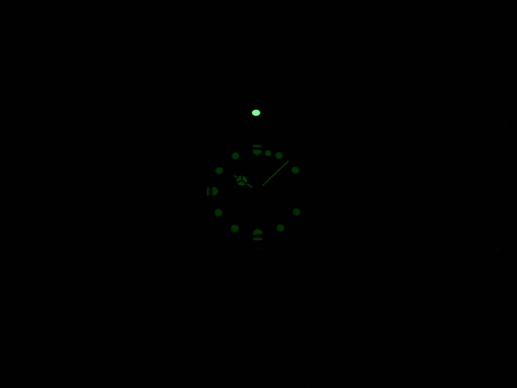 TAG Heuer Formula 1 374.513 night time luminosity