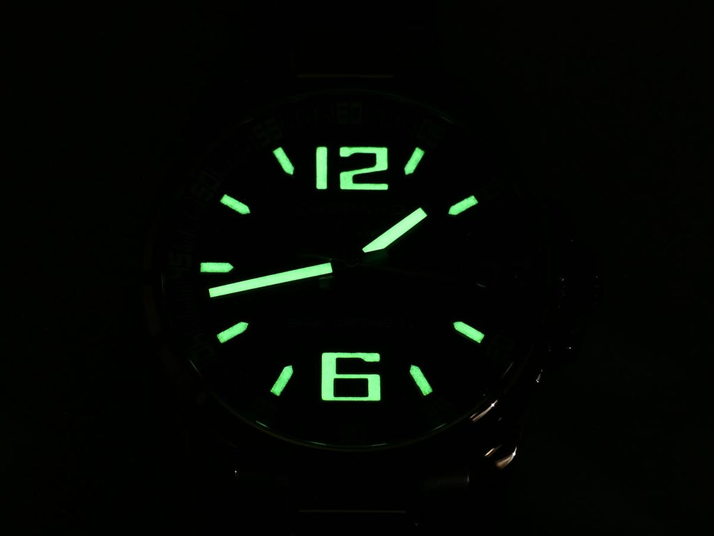 Chopard Mille Miglia Gran Turismo XL 158997-3001 night time luminosity
