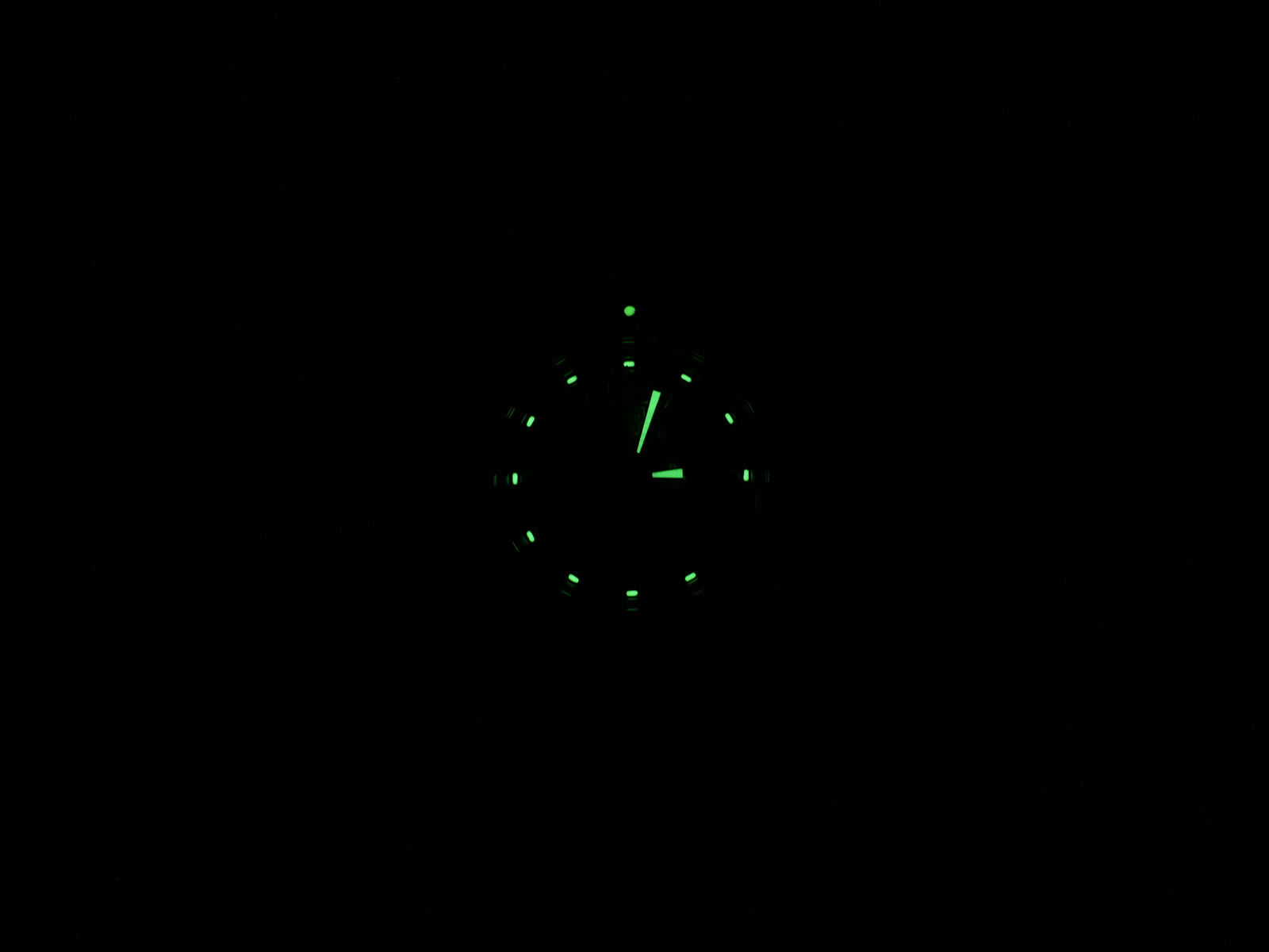 TAG Heuer Link CT1110.BA0550 night time luminosity