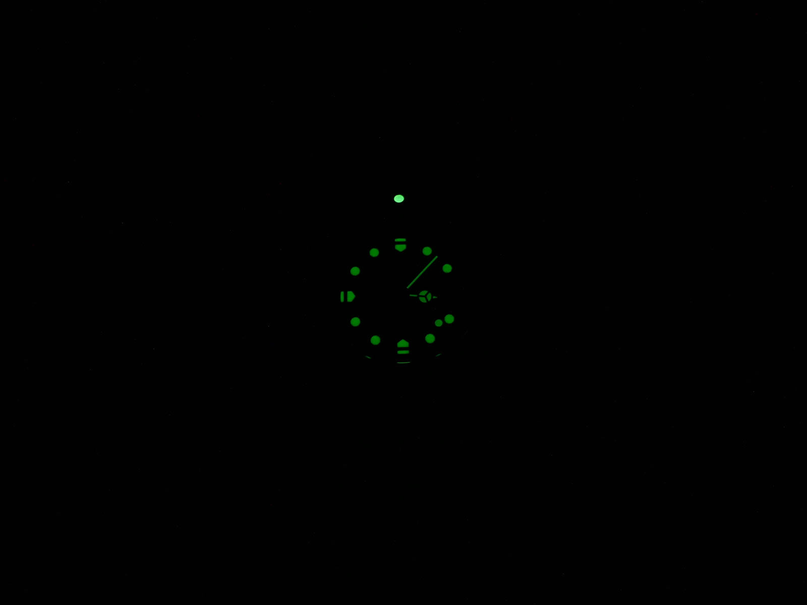 TAG Heuer Formula 1 383.513/1 night time luminosity