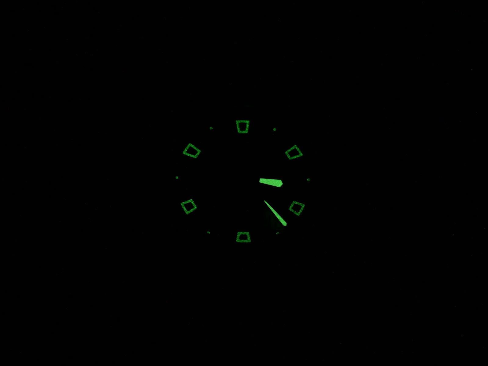 Tissot T-Touch Z252/352 night time luminosity