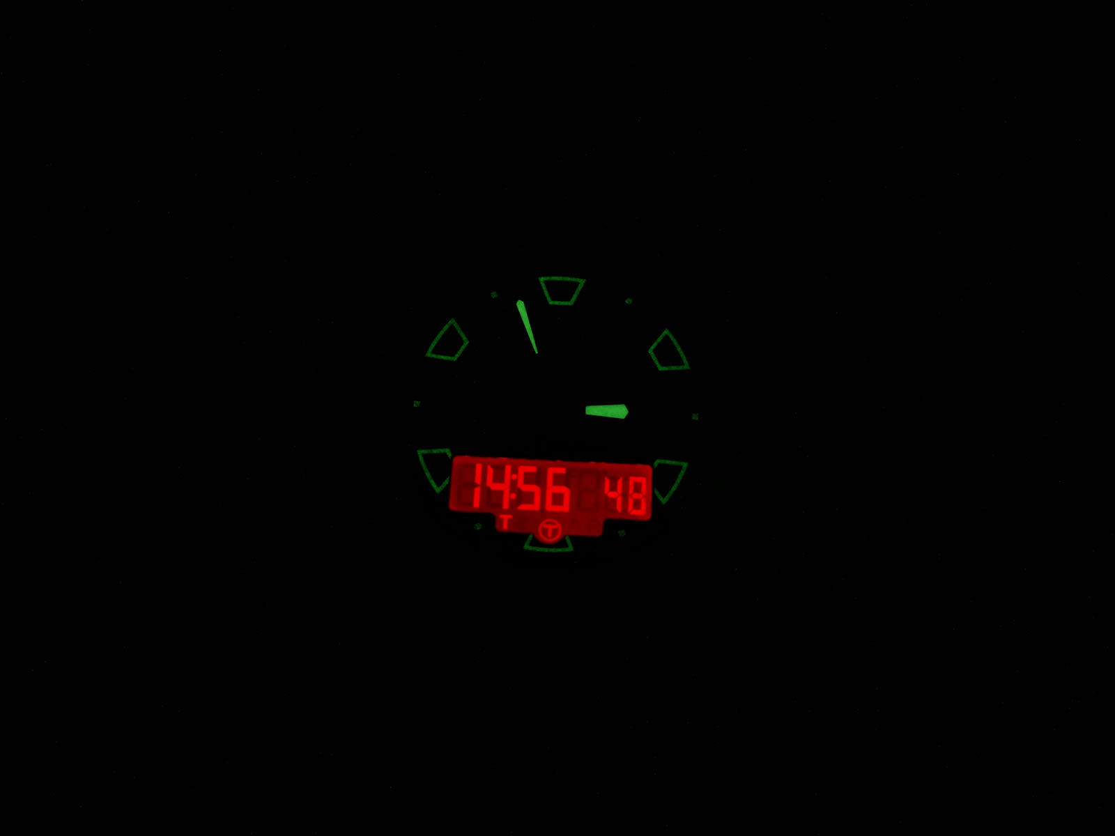 Tissot T-Touch Expert backlight