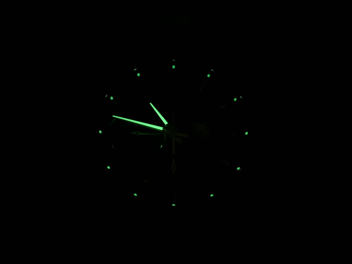 TAG Heuer Link Chronograph Calibre 16 CAT2010.BA0952 night time luminosity