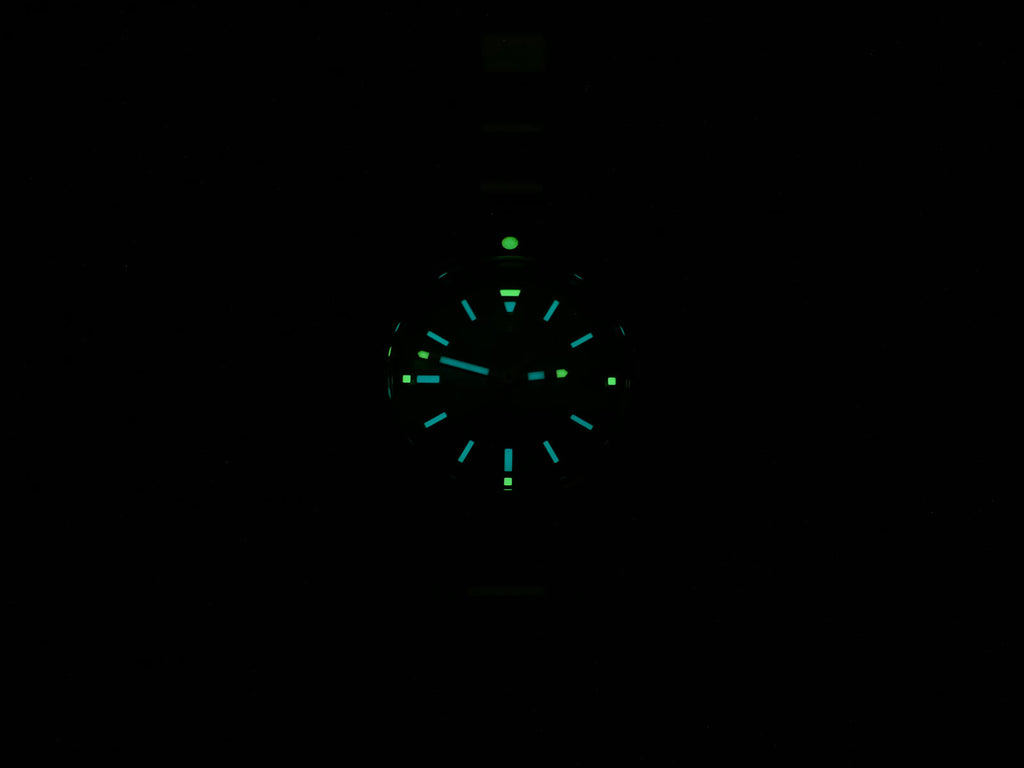 TAG Heuer Aquaracer night time luminosity WBD1420
