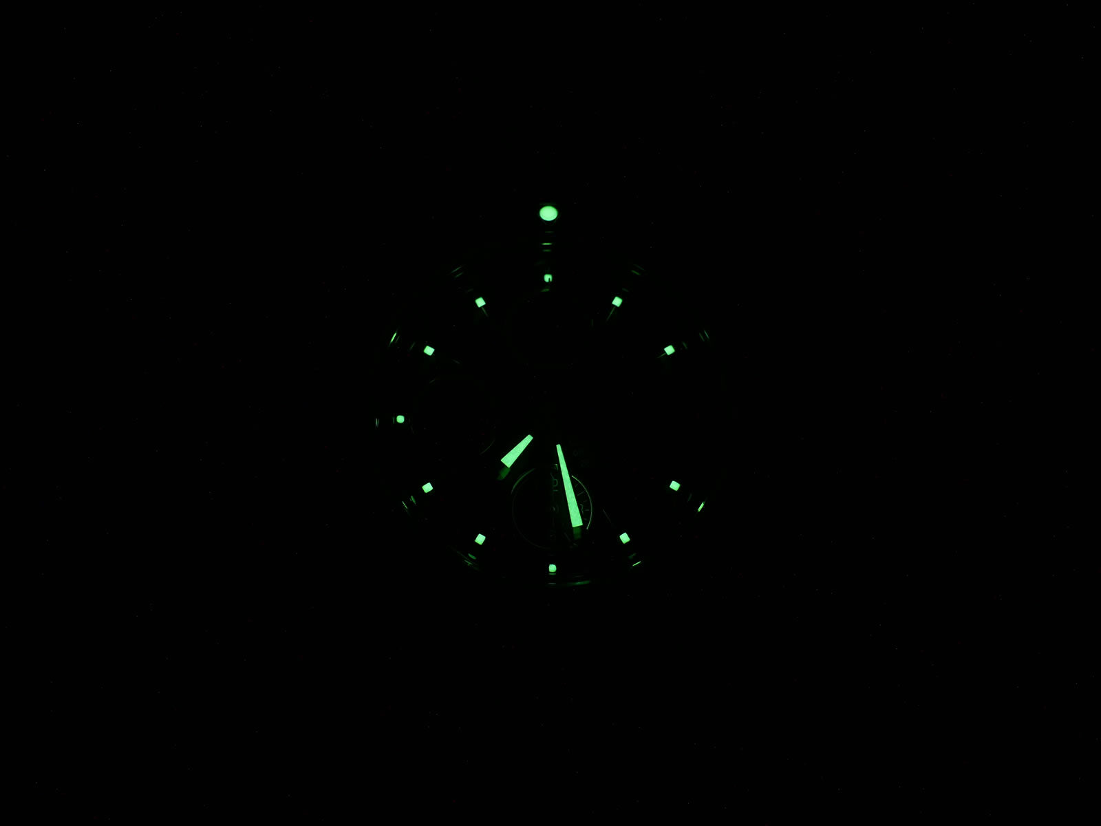 TAG Heuer Link CT5110 night time luminosity