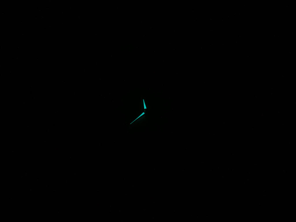 Omega Constellation 123.20.27.60.52.002 night time luminosity to hands