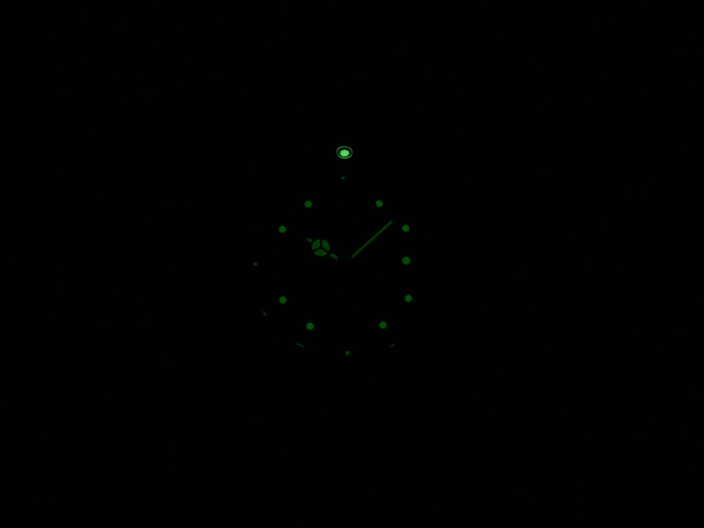 TAG Heuer Kirium WL1112 night time luminosity