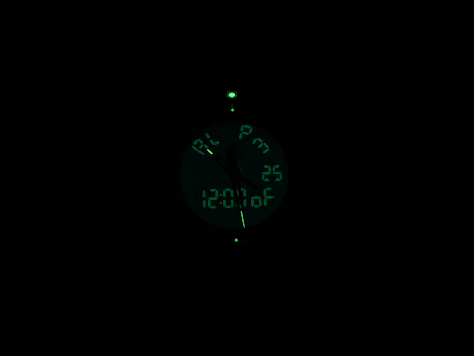 TAG Heuer Kirium F1 CL111A night time hand luminosity and Back Light