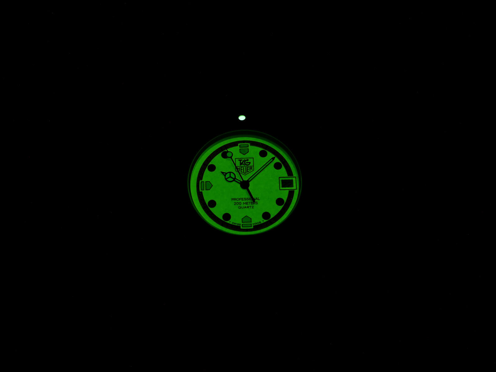 TAG Heuer Formula 1 Luminous Night Time Dial 371.513