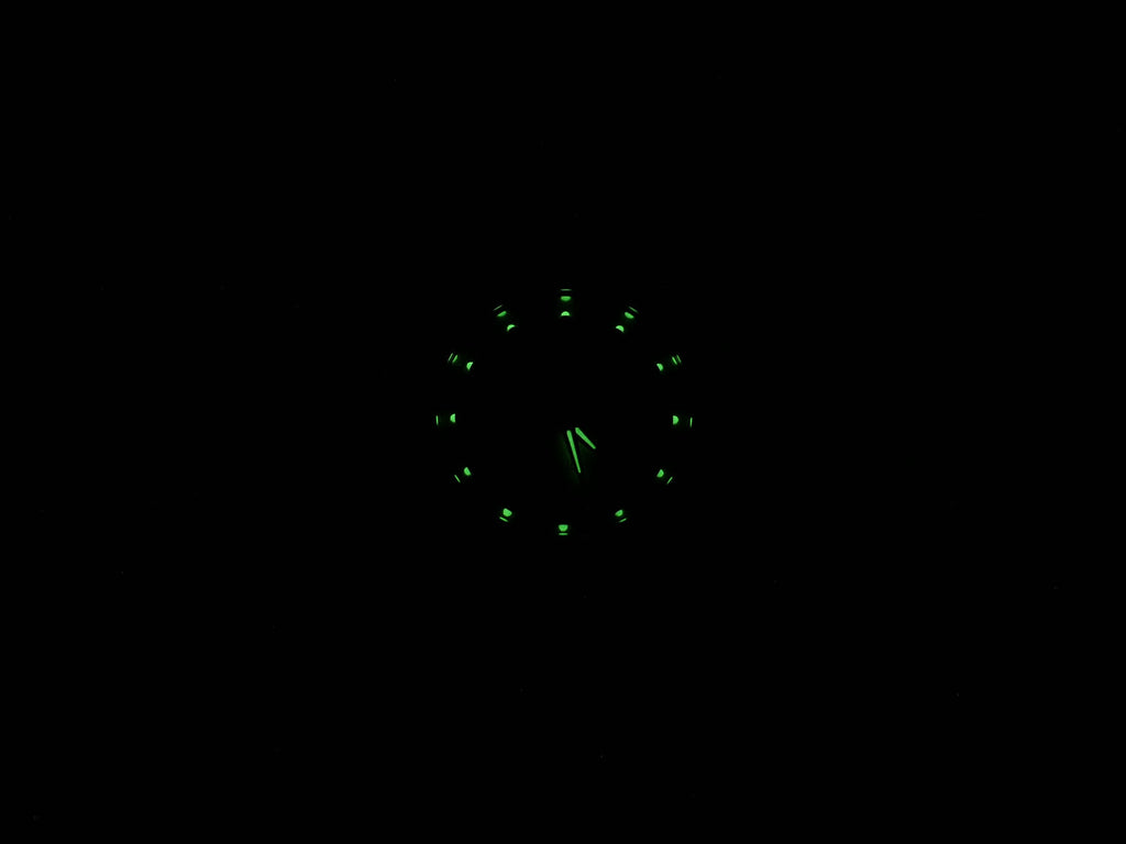Omega Constellation 1272.30.00 night time luminosity