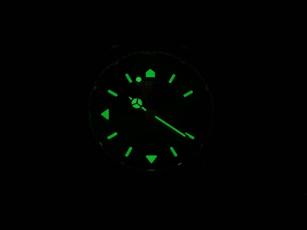 TAG Heuer 6000 Green Chronometer WH5253 night time luminosity