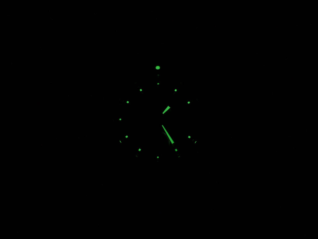 TAG Heuer Link Chronograph CT5110 night time luminosity