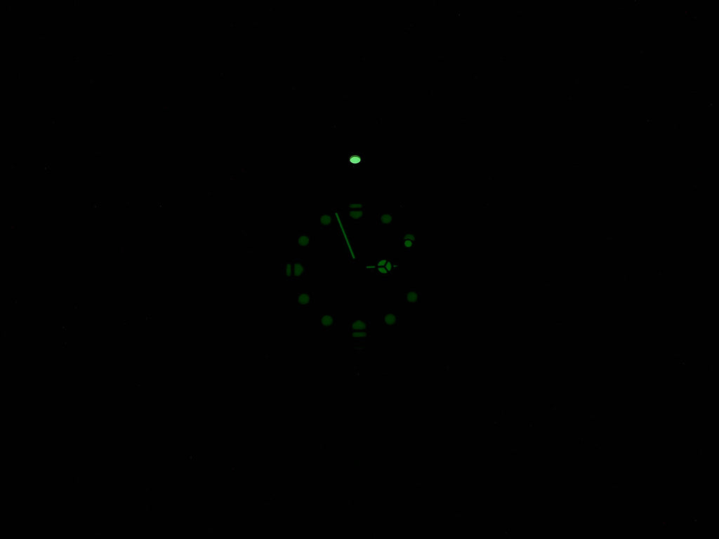 TAG Heuer Formula 1 WA1214 night time luminosity