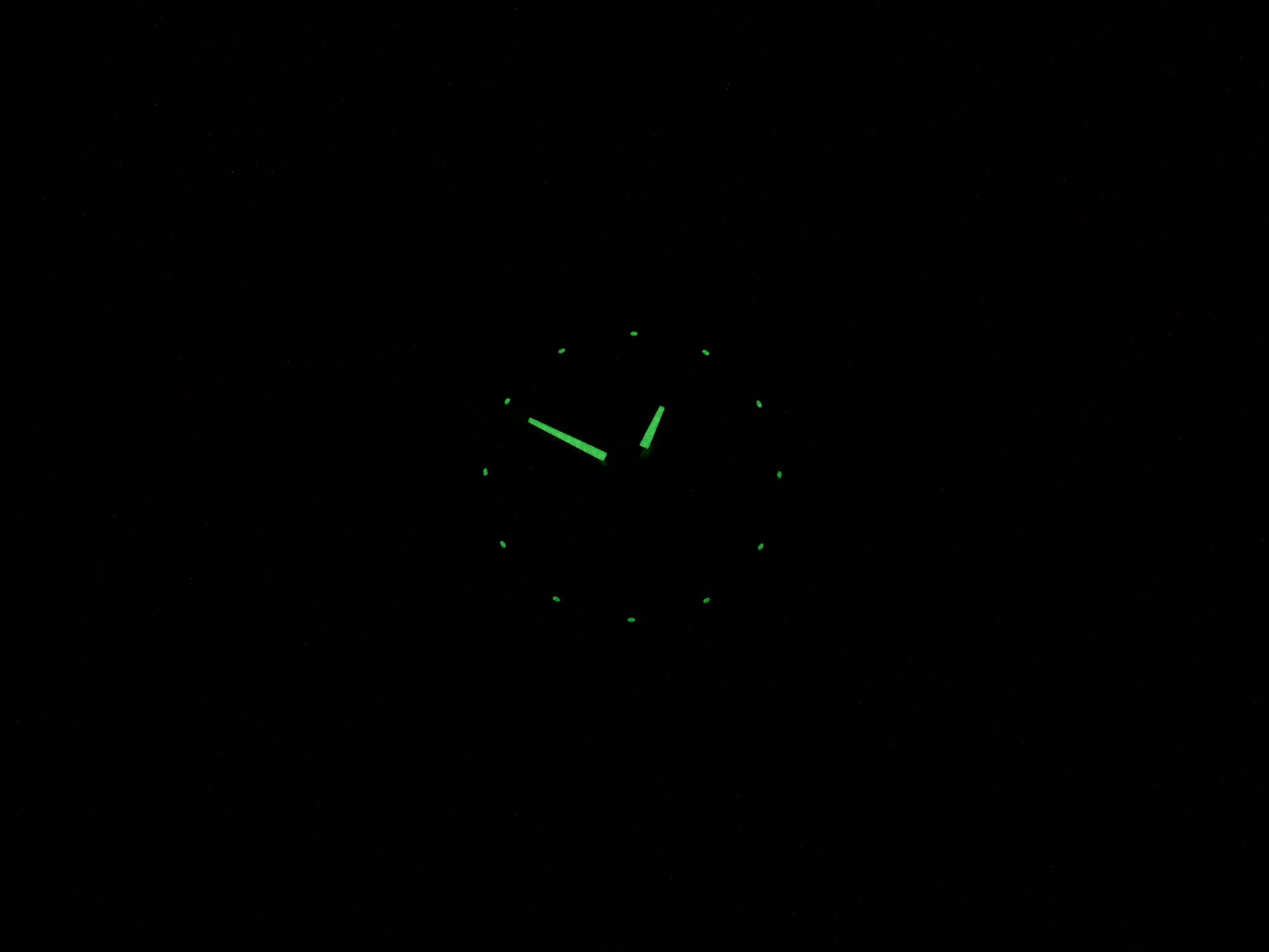 TAG Heuer Link WJF2110 night time luminosity