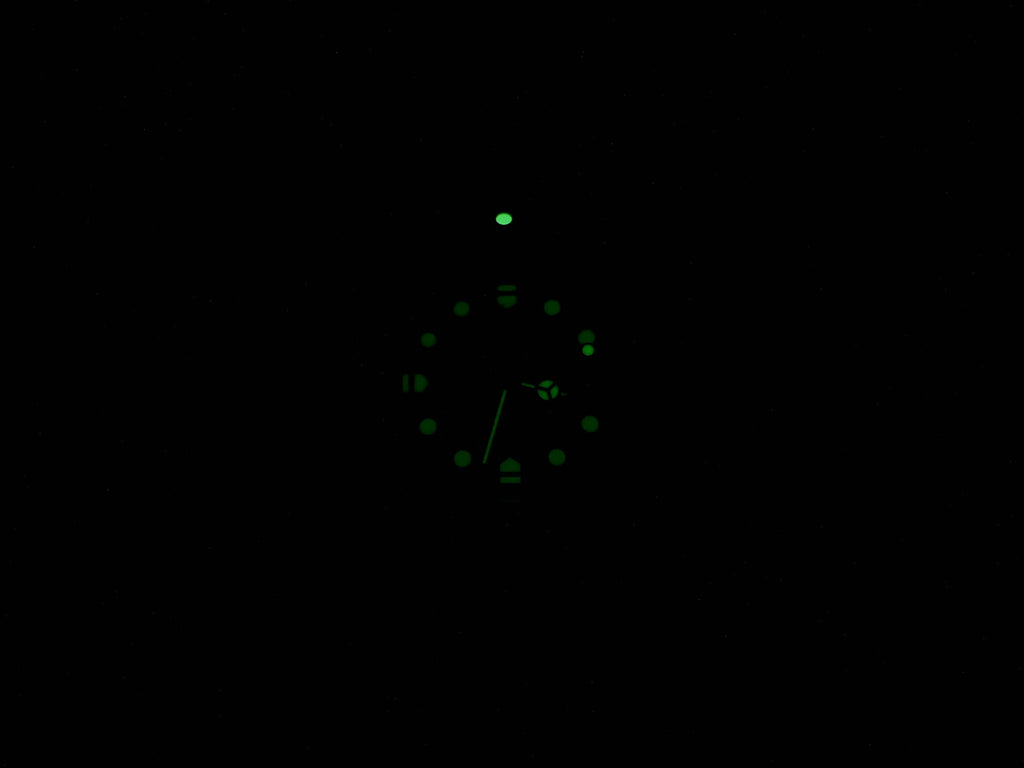 TAG Heuer Formula 1 WA1214 night time luminosity