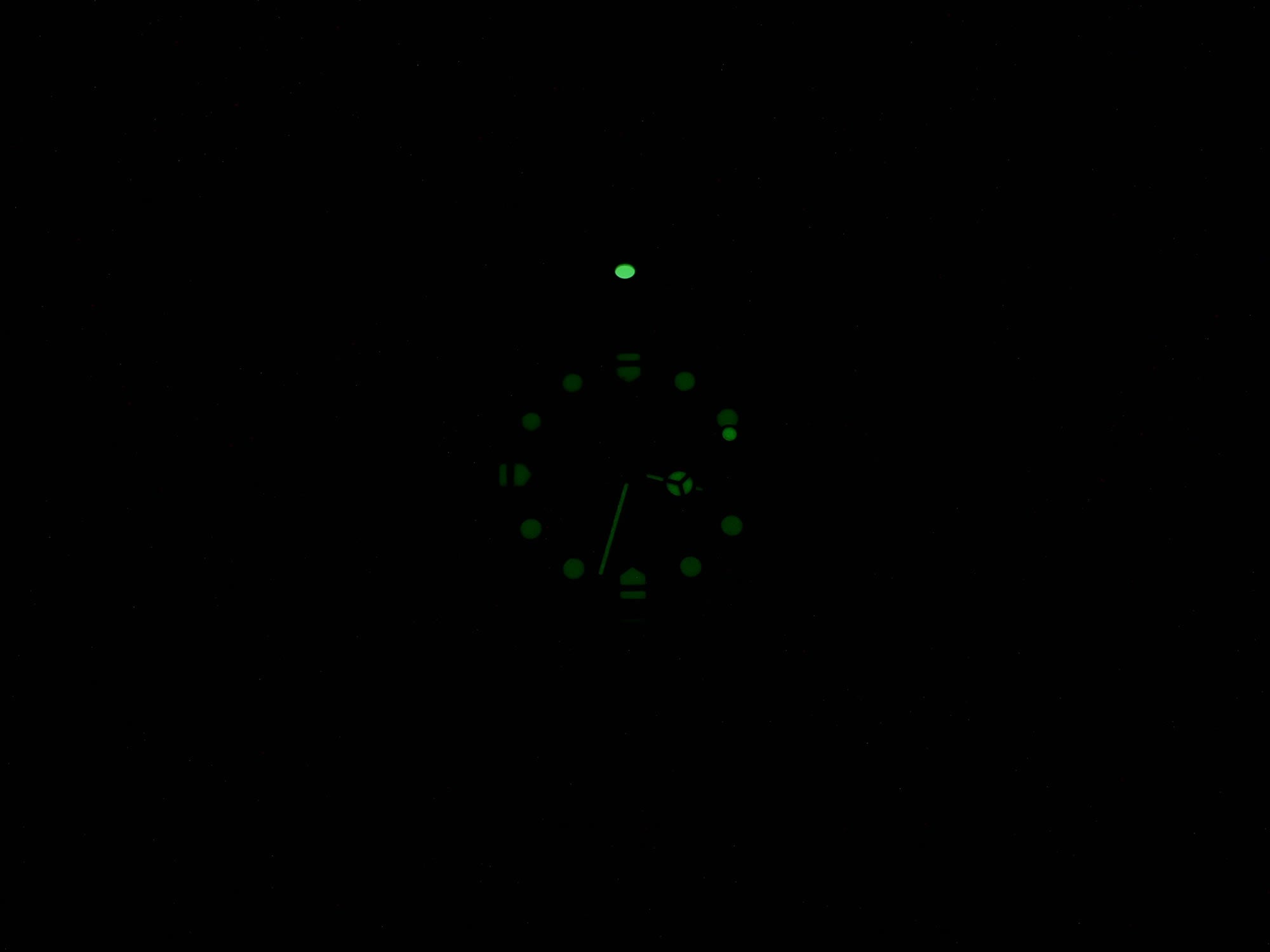 TAG Heuer Formula 1 WA1214 night time luminosity