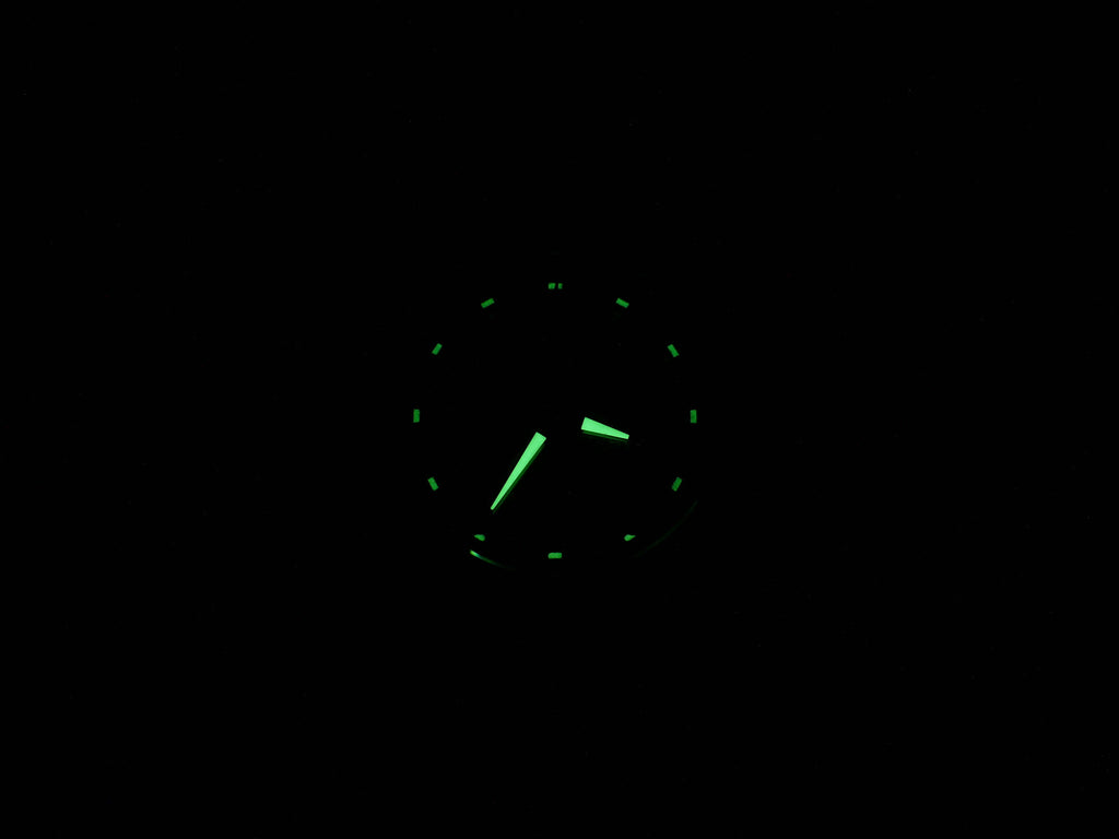 TAG Heuer Formula 1 CAH1012 night time luminosity