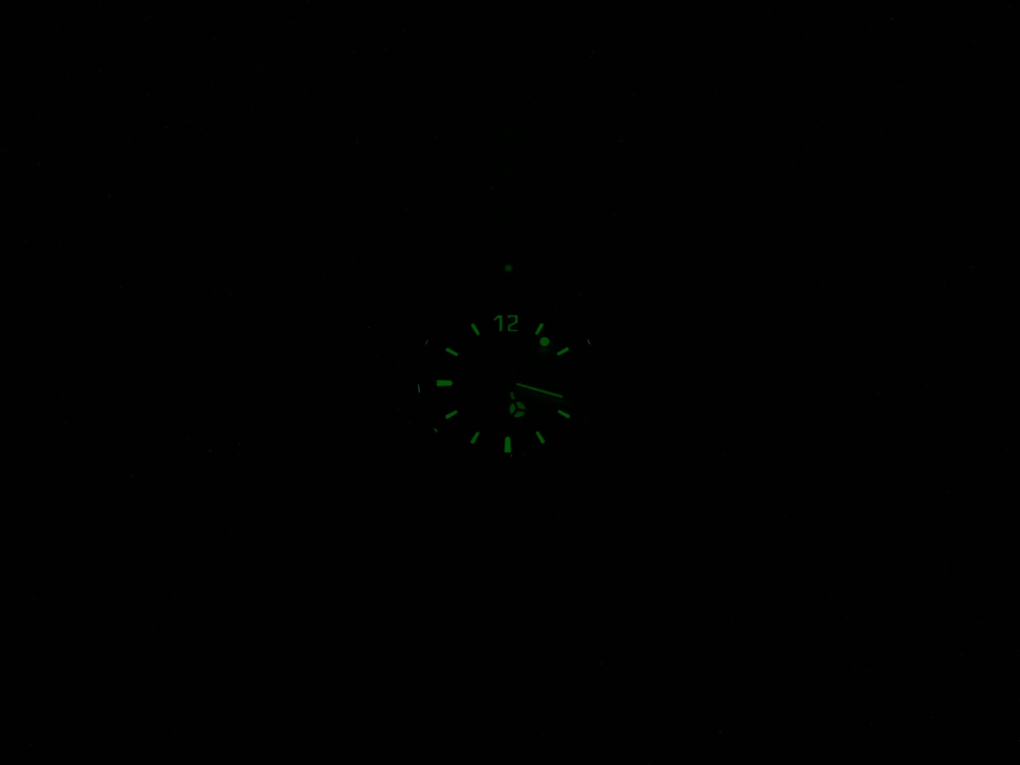 TAG Heuer 2000 Classic WK1312 night time luminosity