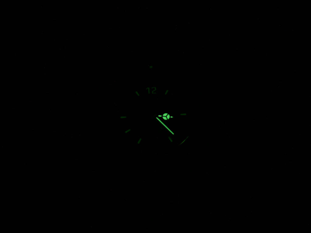 TAG Heuer 2000 CK1112 night time luminosity