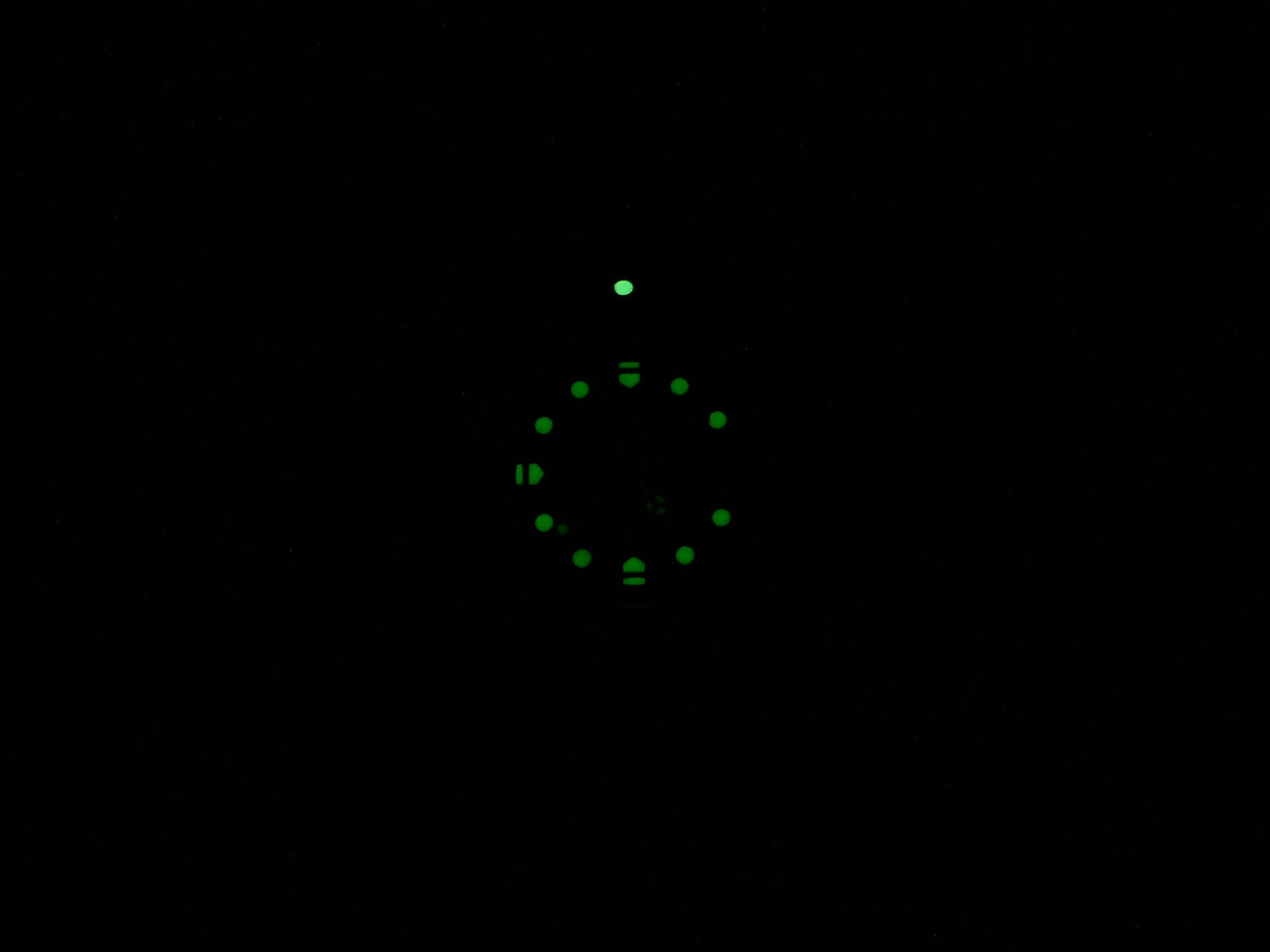 TAG Heuer Formula 1 Blue Dial 381.513/1 night time luminosity