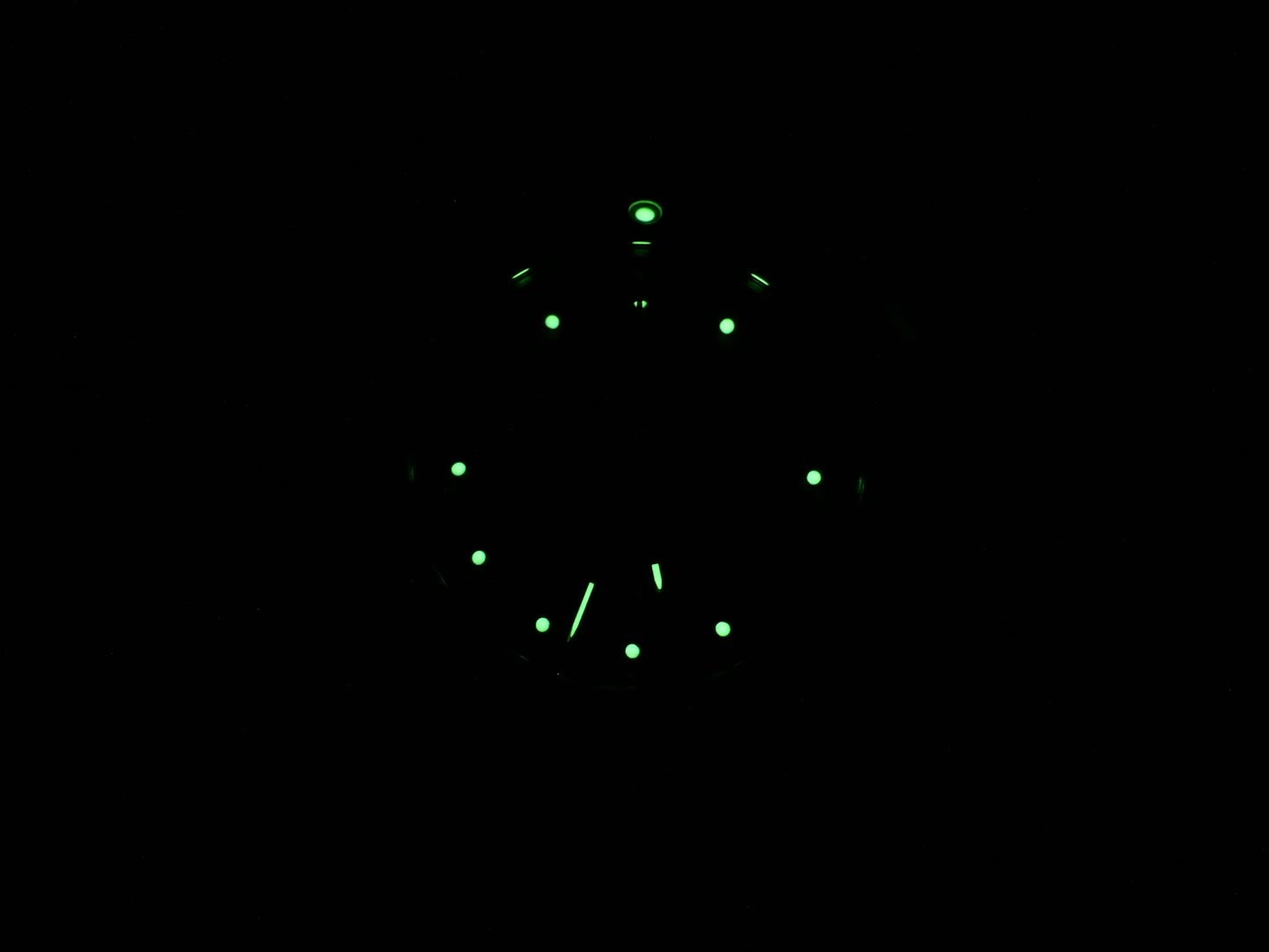 TAG Heuer Kirium Chronograph Black Dial CL1110-0 night time luminosity