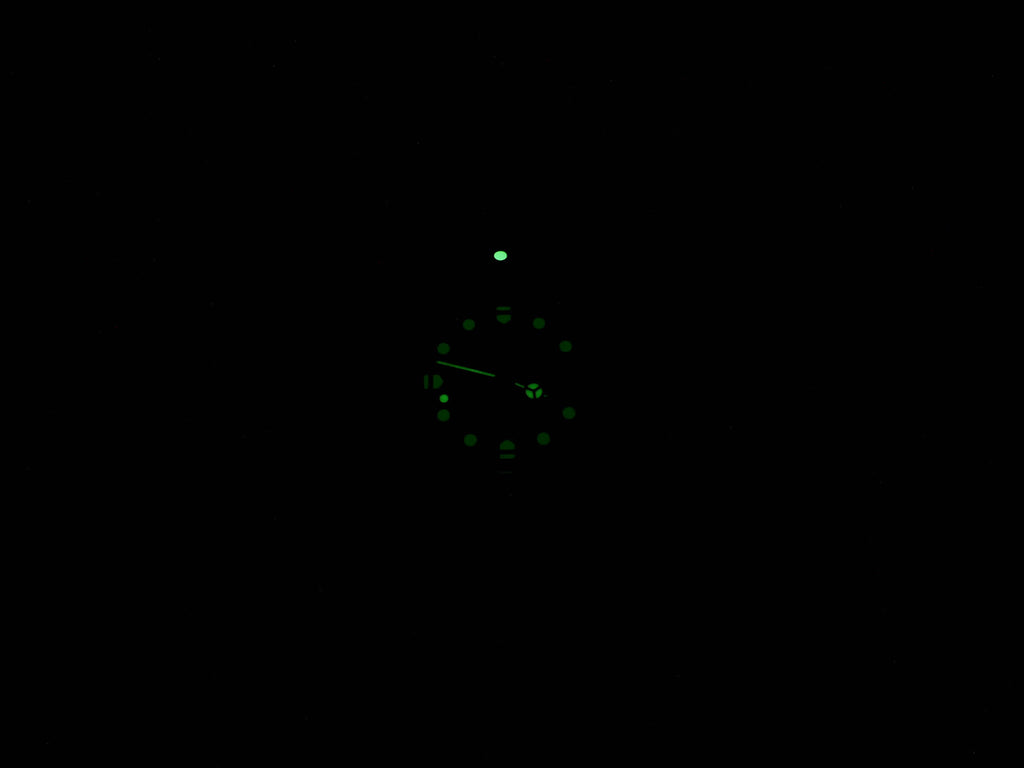 TAG Heuer Formula 1 WA1210 night time luminosity
