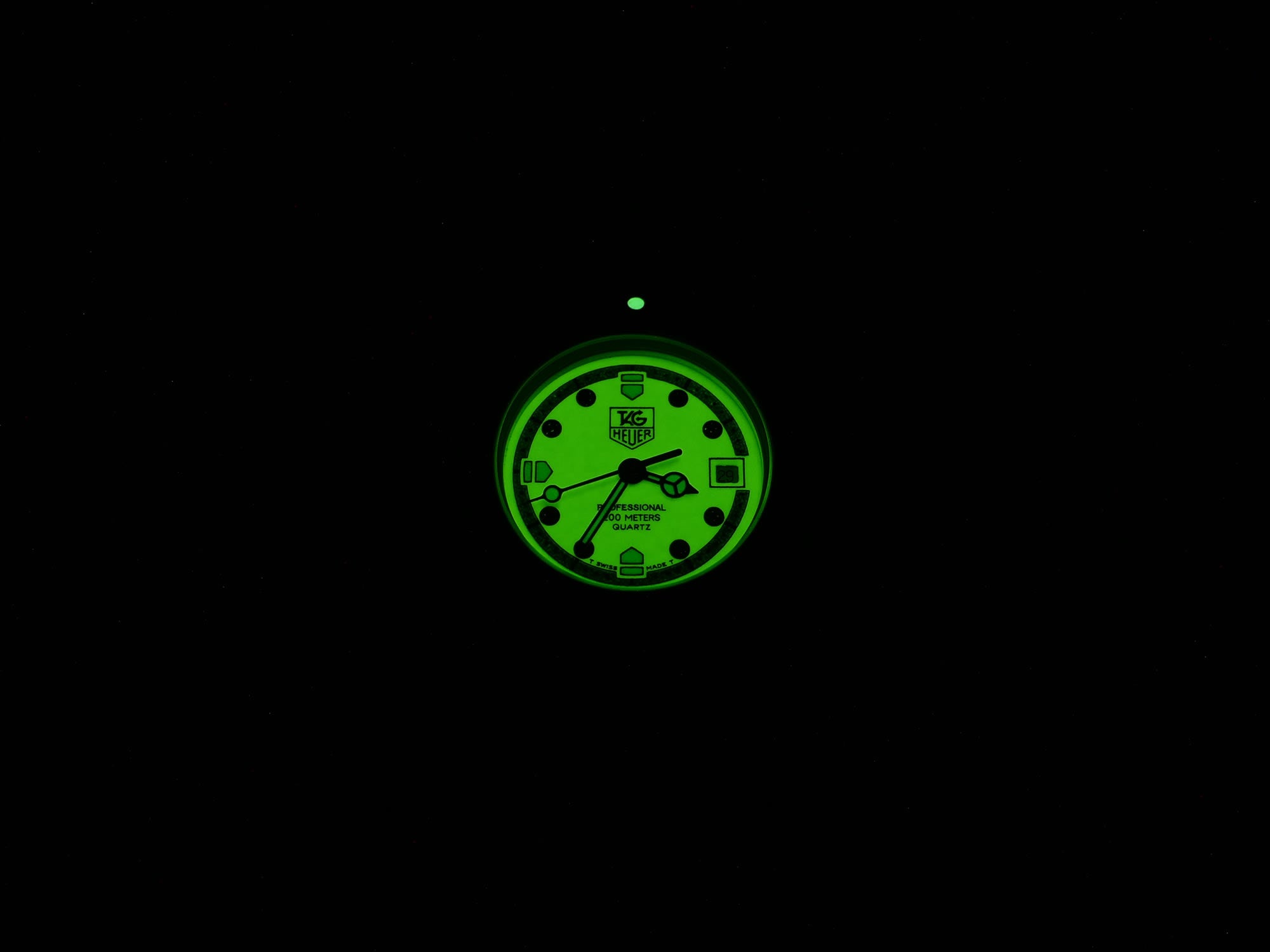 TAG Heuer Formula 1 Ladies WA1412 Night time luminosity