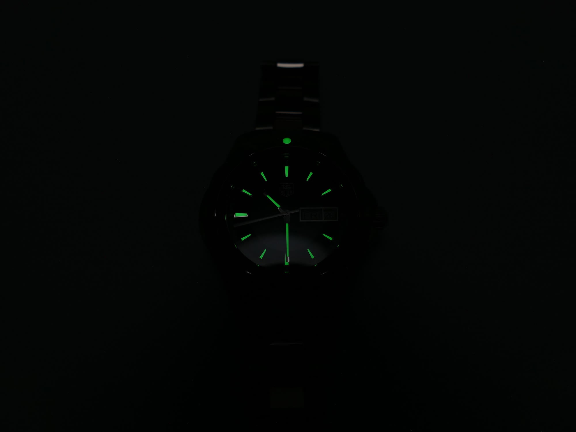 TAG Heuer Aquaracer WAF2010 night time luminosity