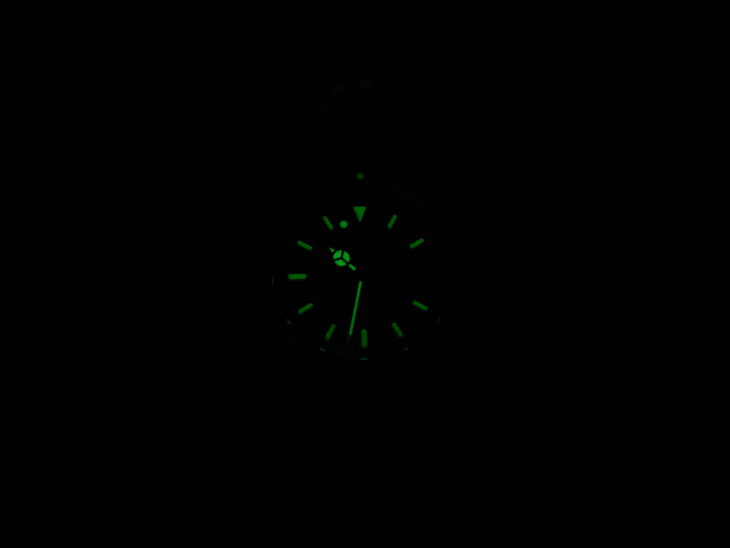 TAG Heuer SEL WG1113-0 night time luminosity