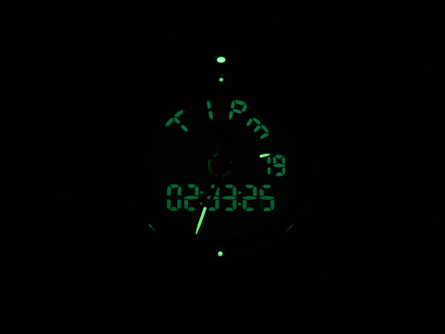 TAG Heuer Kirium F1 Black Dial CL111A.BA0700 back light function and luminous hands
