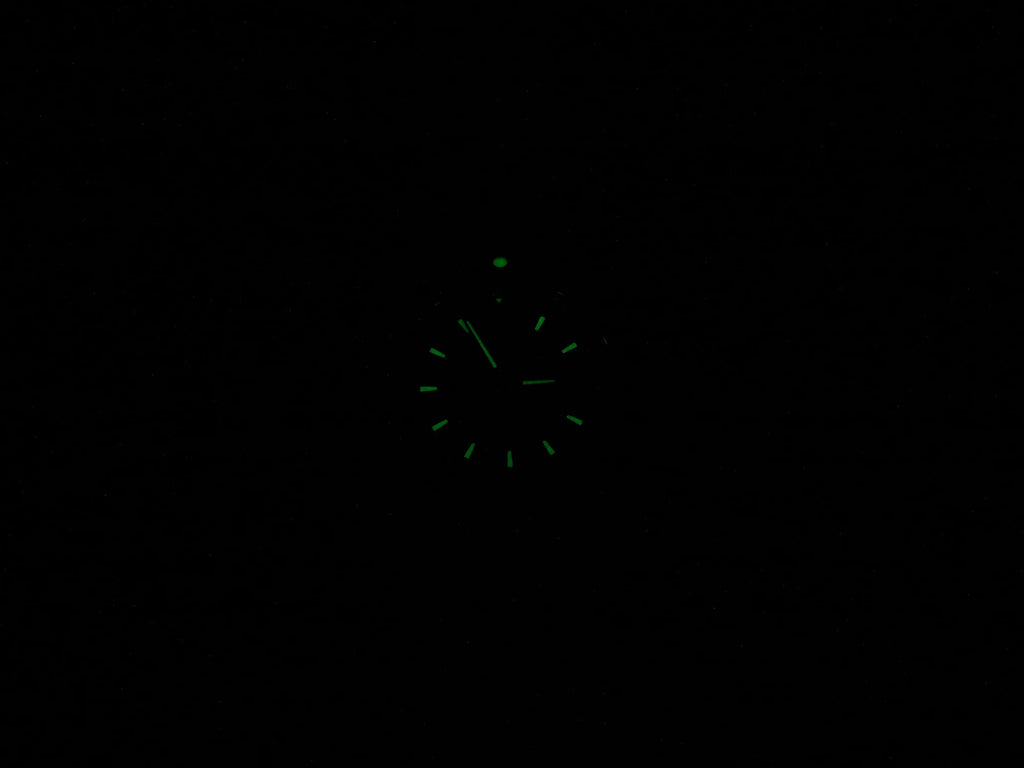 TAG Heuer Aquaracer WAF1417 night time luminosity