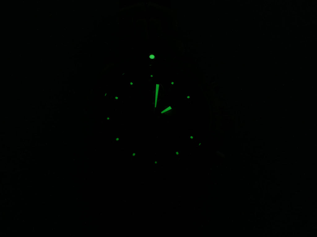 TAG Heuer Link CT2110 night time luminosity